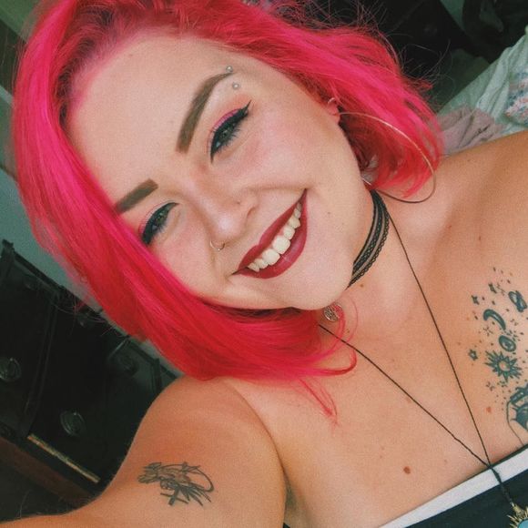 Meet your Posher, Isabela - Picture 1 of 1